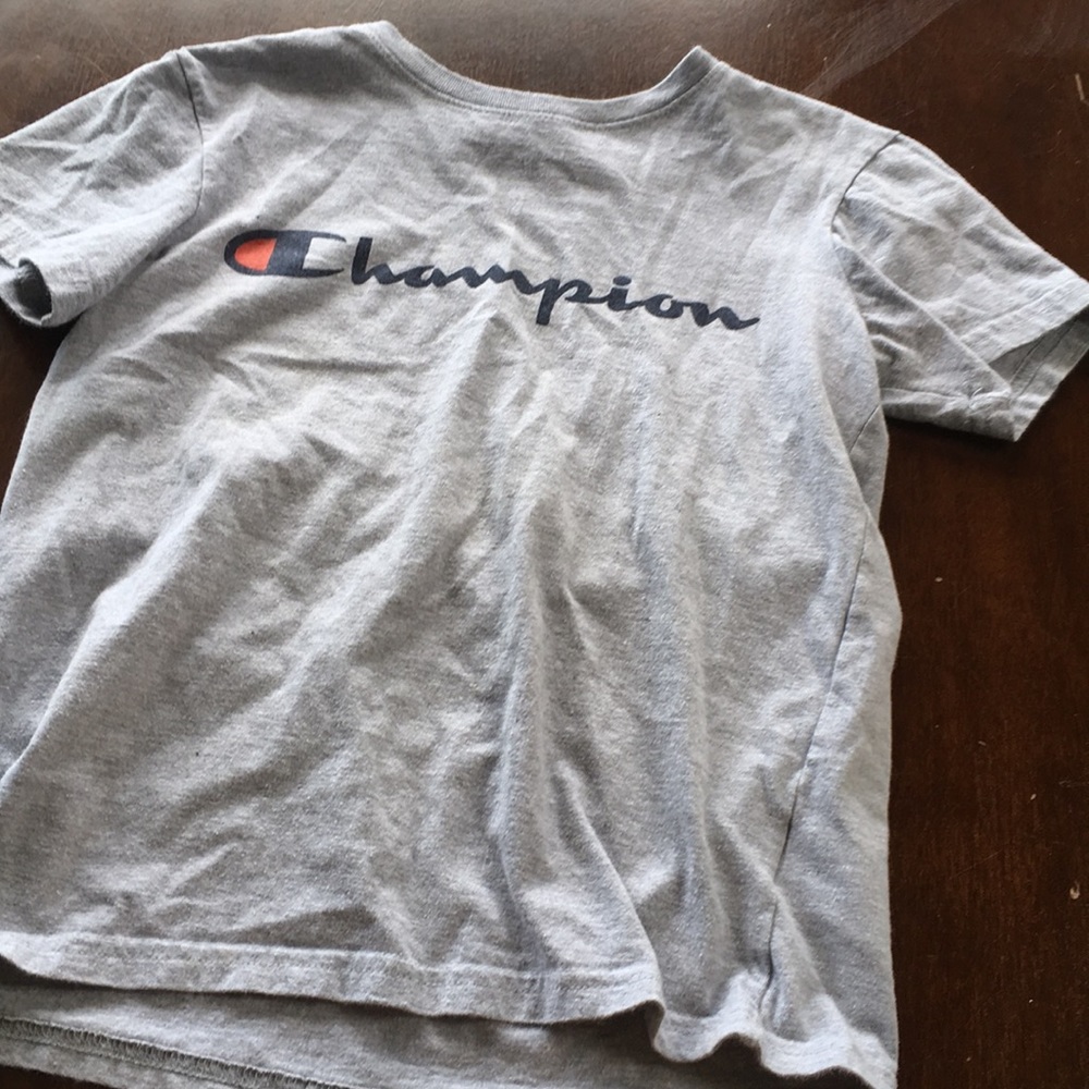Tee